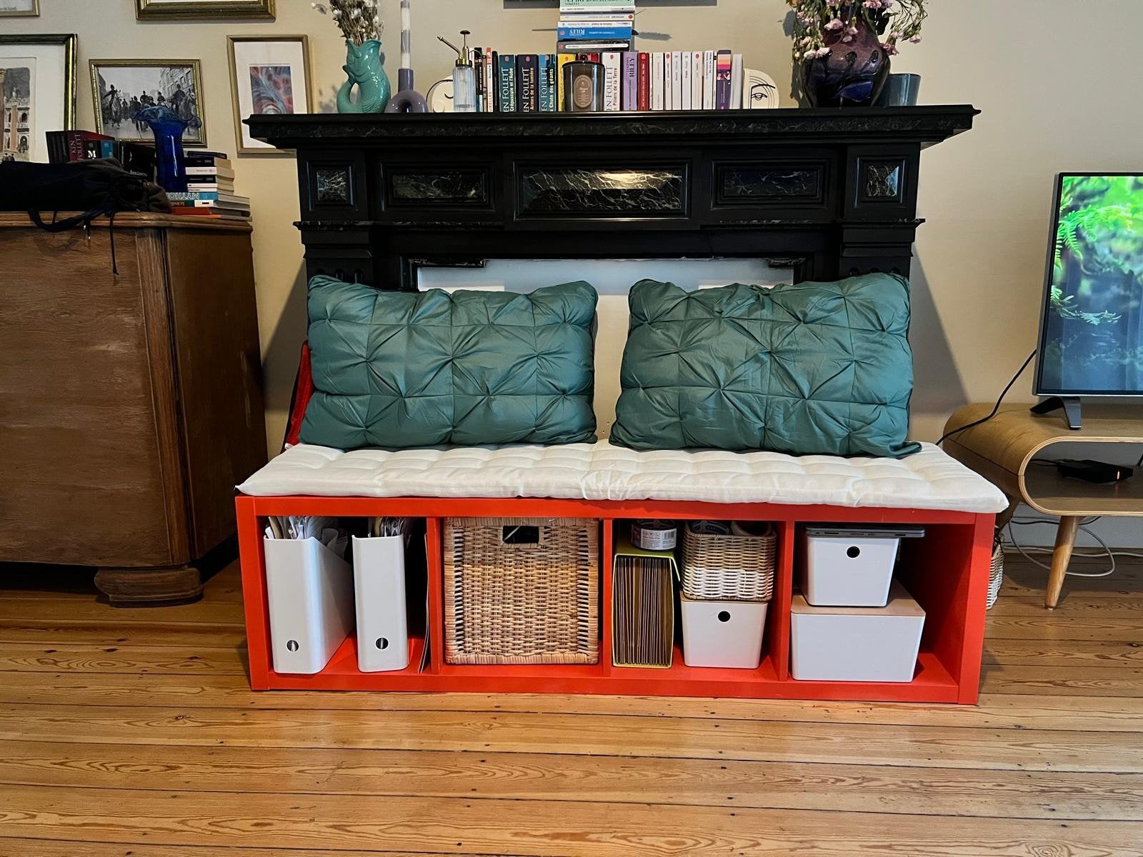 Banc / rangement / meuble TV, Huis en Inrichting, Woonaccessoires | Overige, Ophalen, Zo goed als nieuw, Composieten, Oranje