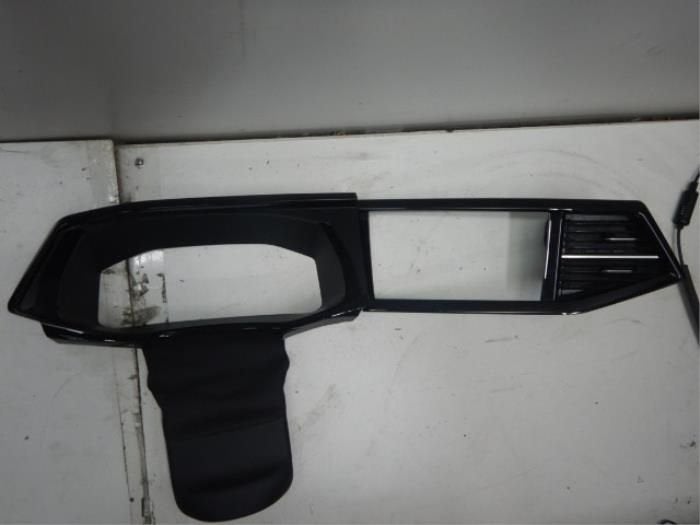 VW Transporter T6.1 Inleg Virtual Cockpit Groot Navi, Ophalen of Verzenden, Gebruikt
