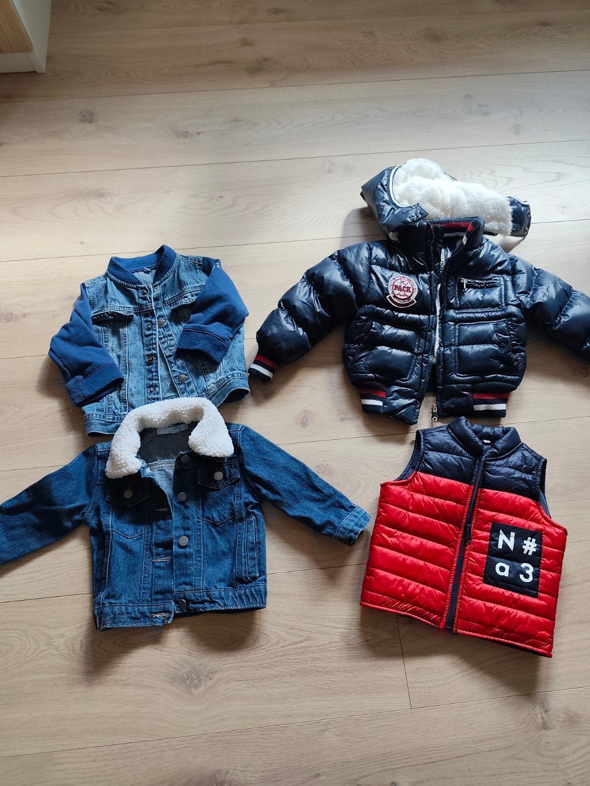 4 vestes taille 80, Enlèvement ou Envoi, Taille 80