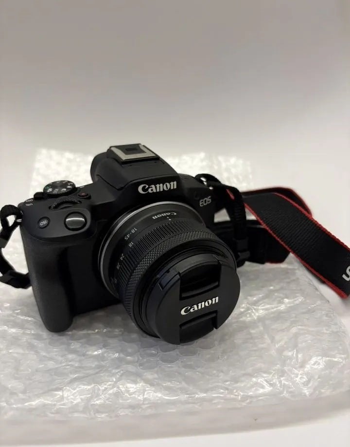 Kit Canon EOS R50 18-45, TV, Hi-fi & Vidéo, Appareils photo numériques, Enlèvement ou Envoi, Canon, 24 mégapixels, Écran inclinable/pivotant