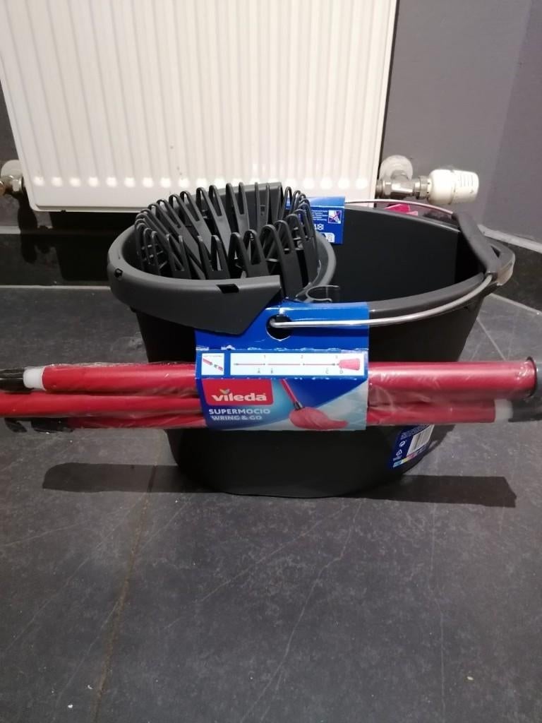 Vileda supermocio wring and go, Enlèvement ou Envoi, Seau, Bac ou Chariot à balais
