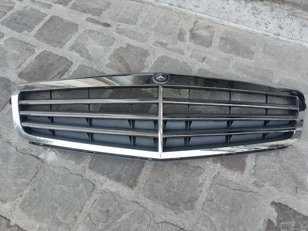Calandre Mercedes-Benz originale – Classe C W204 / S20, Neuf, Avant, Mercedes-Benz