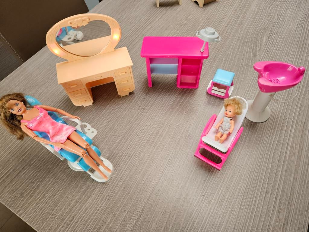 Barbie accessoires, Ophalen