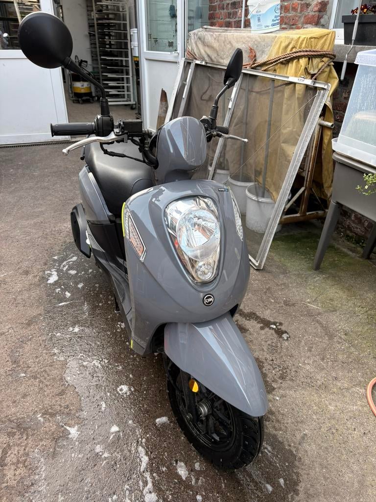 Brommer klasse a te koop, Enlèvement, Comme neuf, Mio