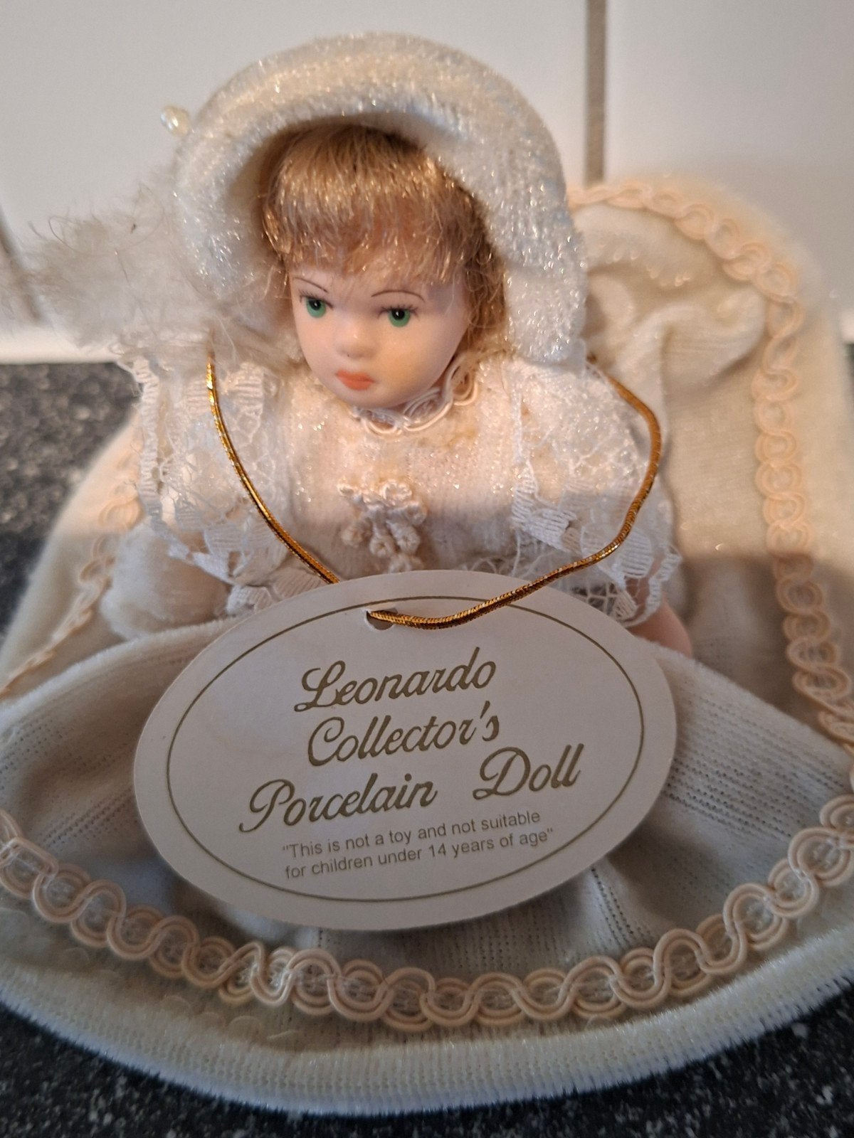 porseleinen poppen, Collections, Poupées, Enlèvement