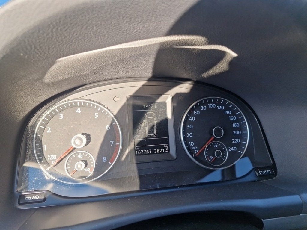 INSTRUMENTS DE BORD Touran (1T3) (|1T0920875H|1T0920875HX|), Volkswagen, Volkswagen AG, Utilisé, Kundenbetreuung@volkswagen.de