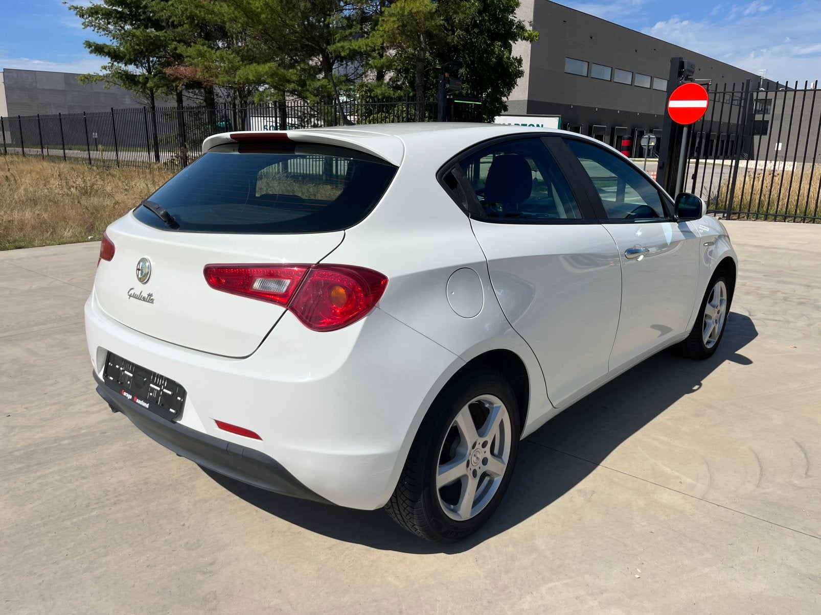 Alfa romeo Giulietta 1.6jtd 171kms airco rijdt perfect, Auto's, Euro 5, Particulier, Elektrische ramen, Te koop