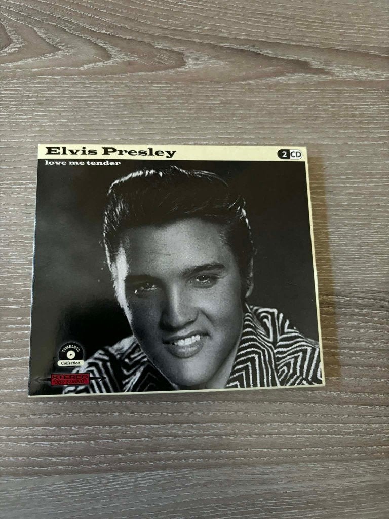 Elvisdubbel cd, Love me tender. mag weg voor slechts 5 euro., Ophalen of Verzenden, Zo goed als nieuw, Rock-'n-roll