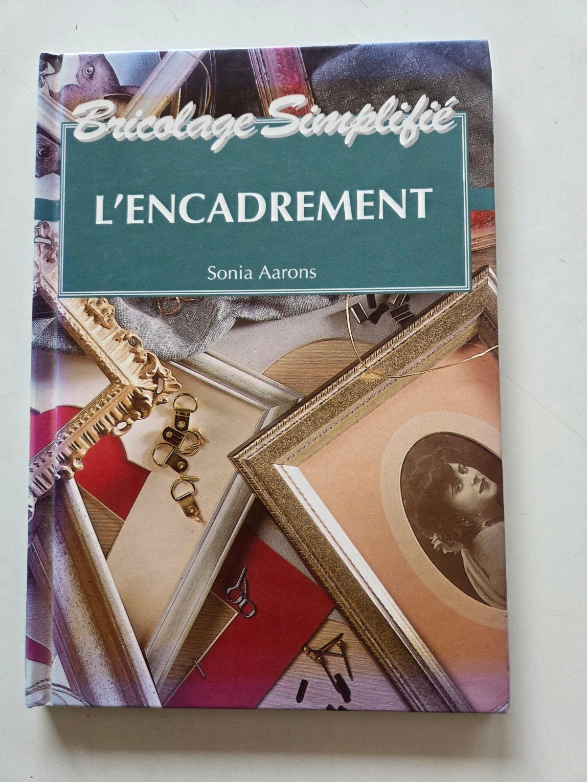 Bricolage simplifie l'encadrement, Enlèvement ou Envoi, Neuf
