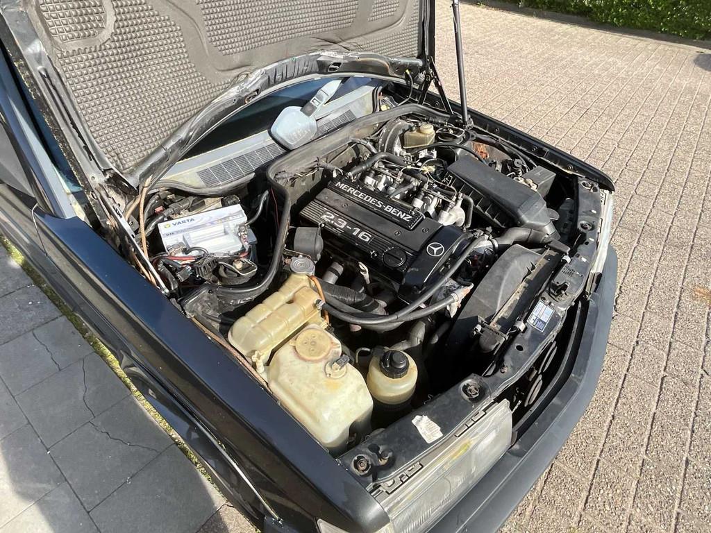Mercedes-Benz - 190-serie - 2.3/16 E - Oldtimer, Auto's, Mercedes-Benz, Bedrijf, Berline, Te koop