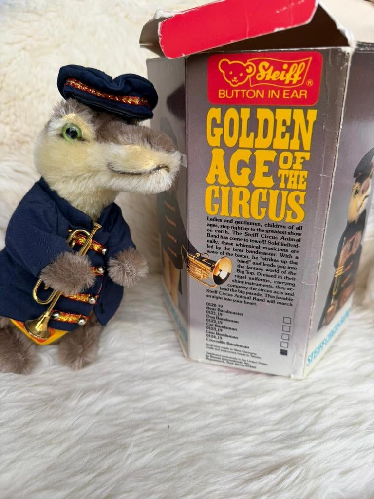 Steiff crocodile bandsman -golden age of circus, Ophalen of Verzenden, Steiff