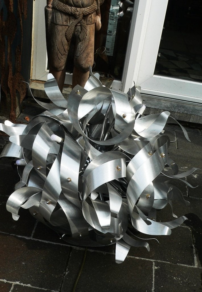 desing Lustre spoutnik, Ophalen