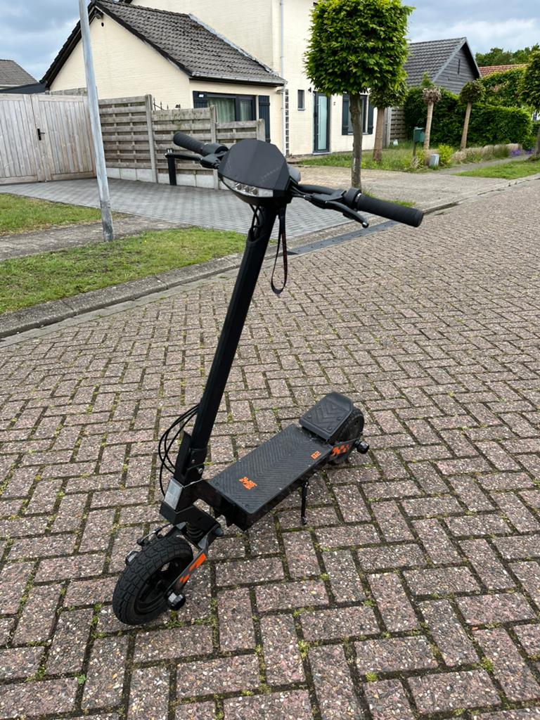 Kukerin g2, Ophalen, Zo goed als nieuw, Elektrische step (E-scooter)