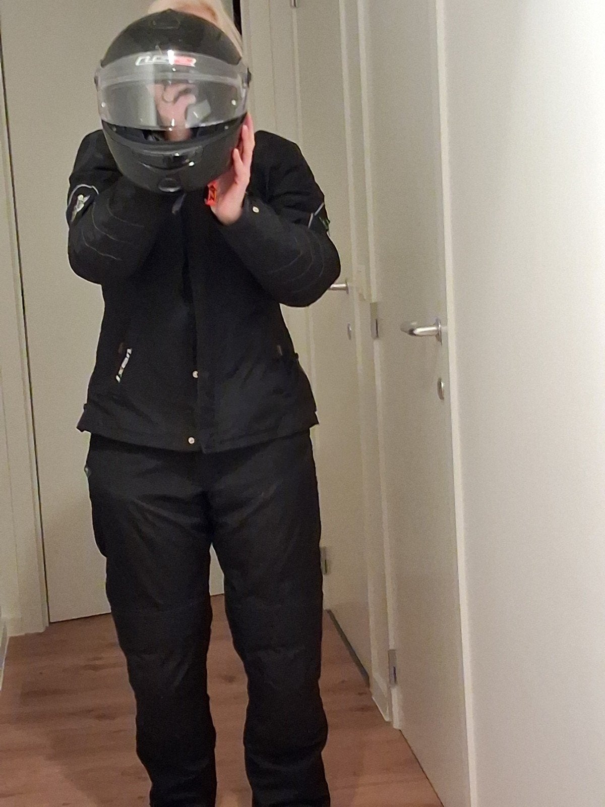 motovest en helm, Ophalen, Maat 46 (S) of kleiner