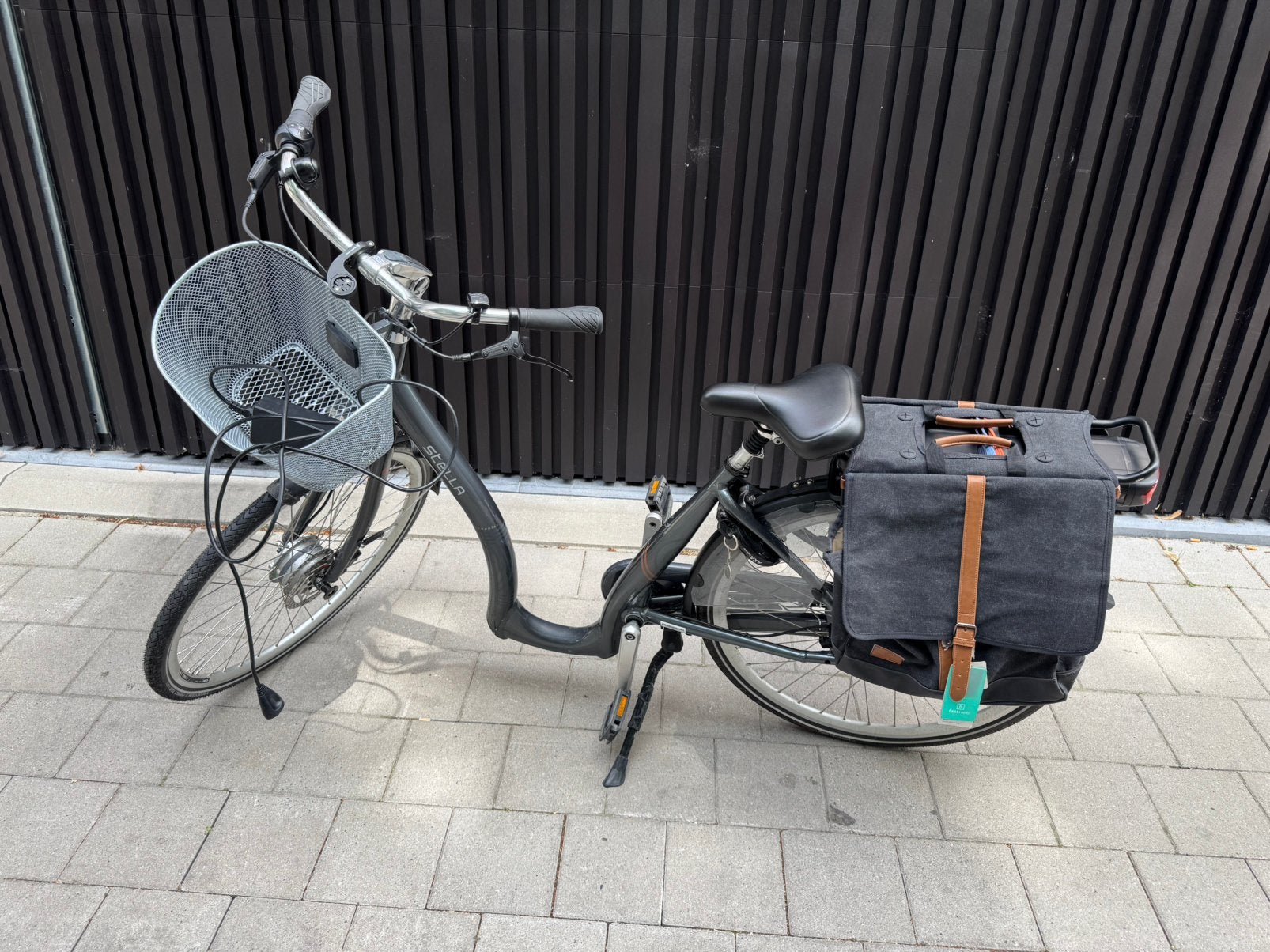 Vélo électrique Stella à marche abaissée, Enlèvement, Comme neuf