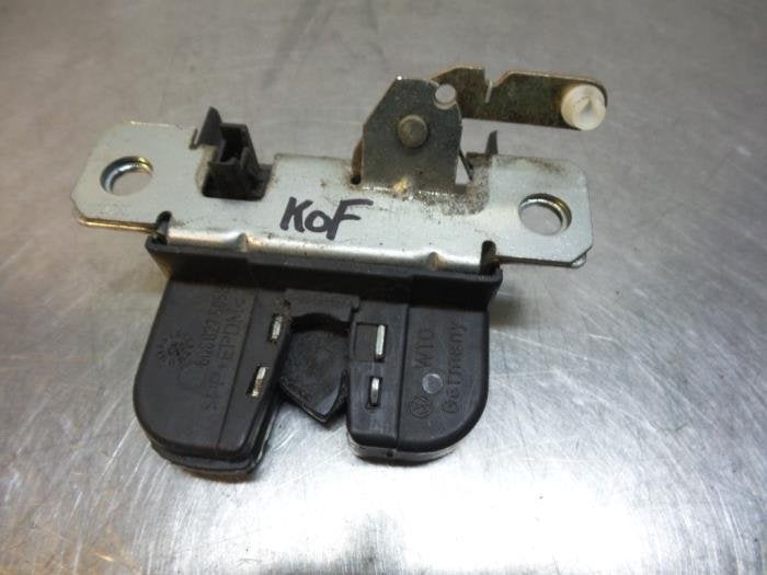 Slotmechaniek Achterklep van een Volkswagen Polo (Polo 01-), Gebruikt, -, Volkswagen, -