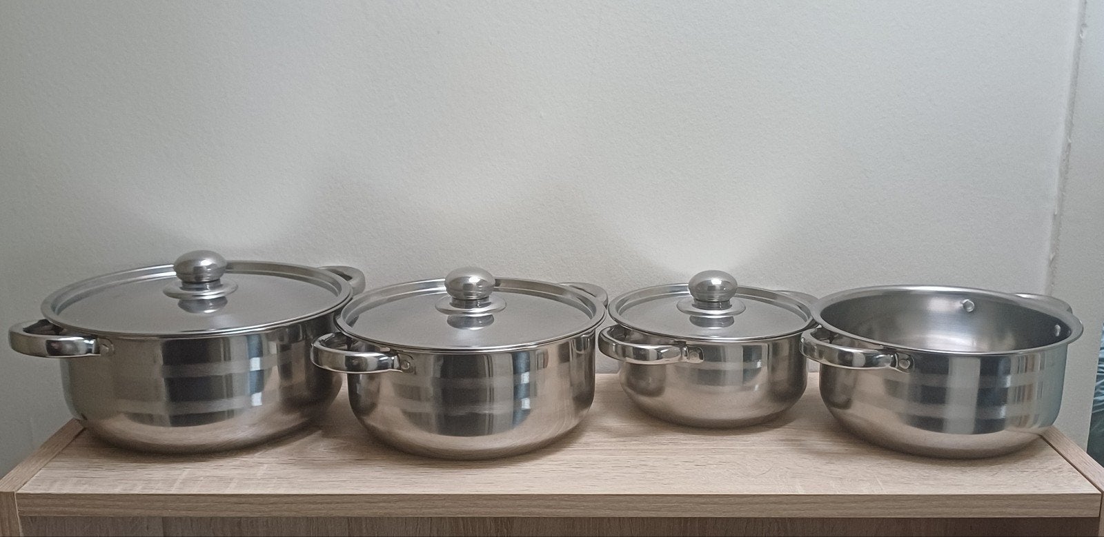4-delige RVS Pottenset, Huis en Inrichting, Met deksel, Ophalen of Verzenden, Zo goed als nieuw, Pannenset