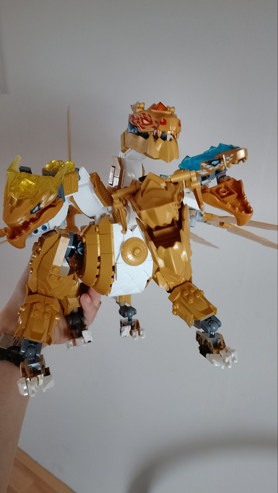 LEGO 71774 Ninjago Lloyd's Golden Ultra Dragon, Envoi