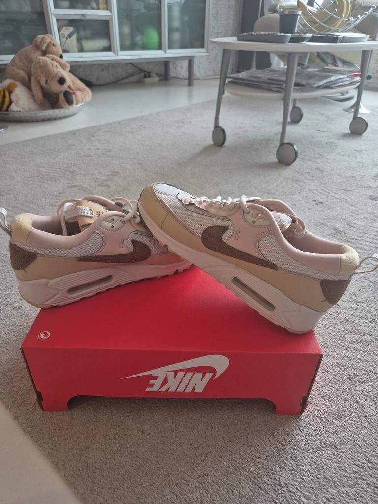 mooi schoenen, Ophalen