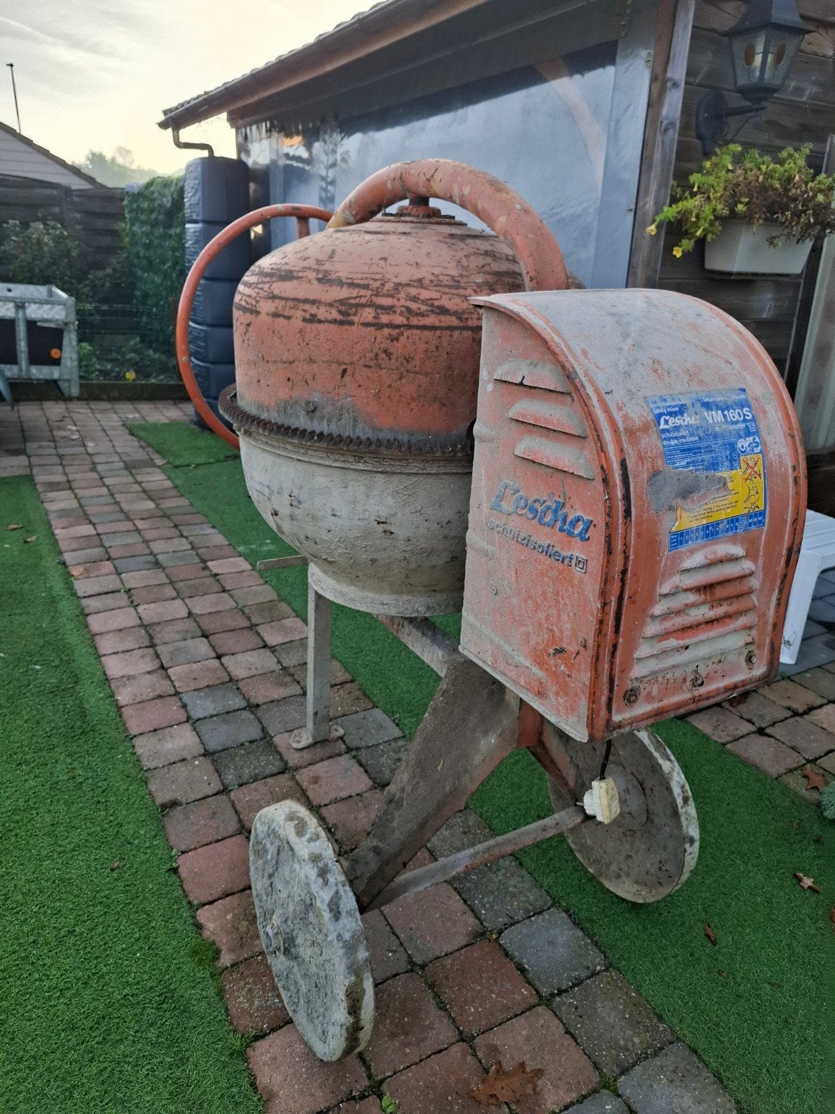 lescha beton molen 160 liter, Doe-het-zelf en Bouw, Ophalen, Gebruikt