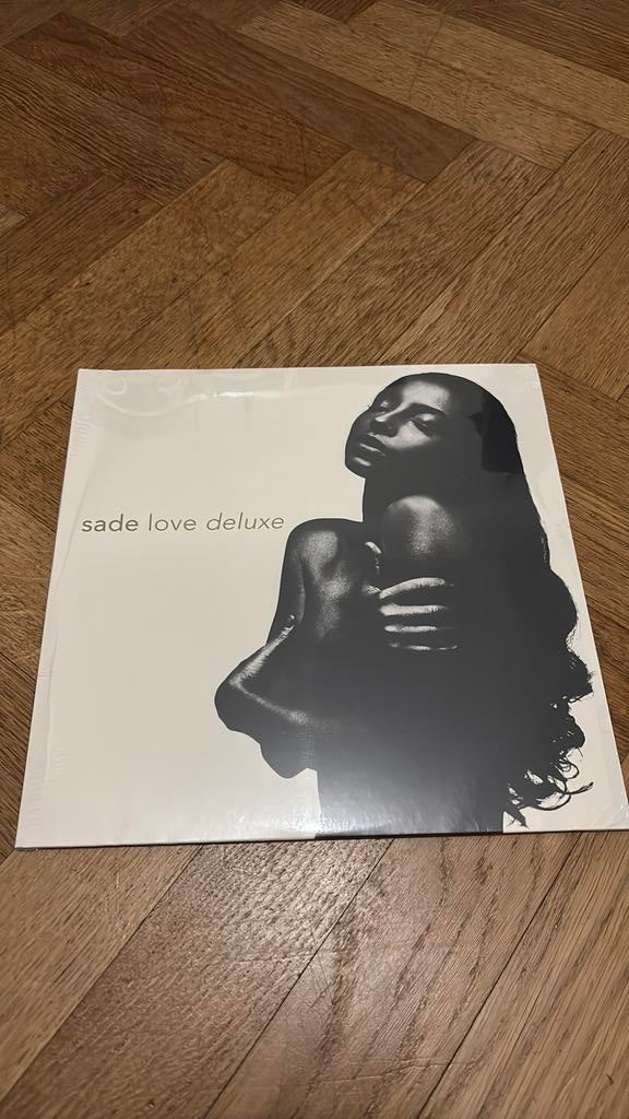 Sade Love Deluxe, Ophalen, 1980 tot heden, Geseald, Zo goed als nieuw