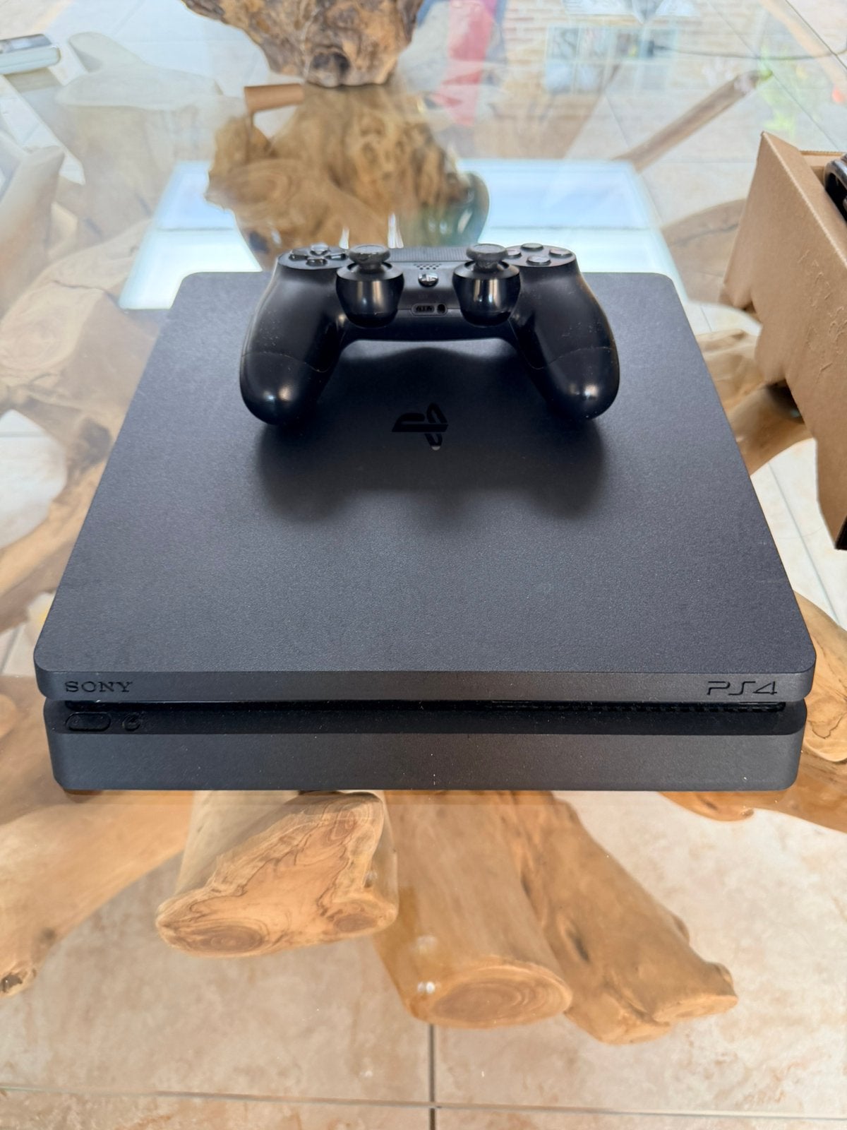 Playstation 4, Games en Spelcomputers, Spelcomputers | Sony PlayStation 4, Ophalen of Verzenden, Zo goed als nieuw