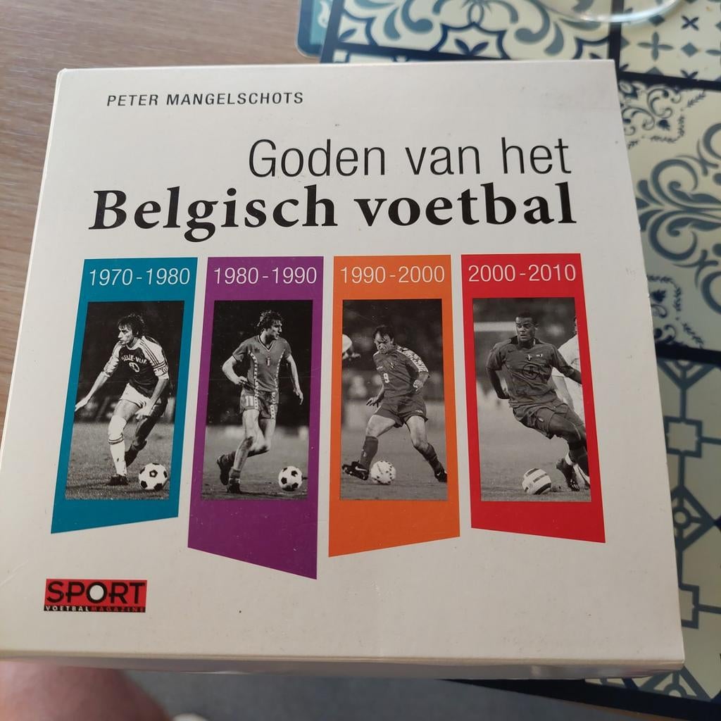 Goden van het Belgisch voetbal verzamelbox, Boeken, Ophalen of Verzenden, Peter Mangelschots