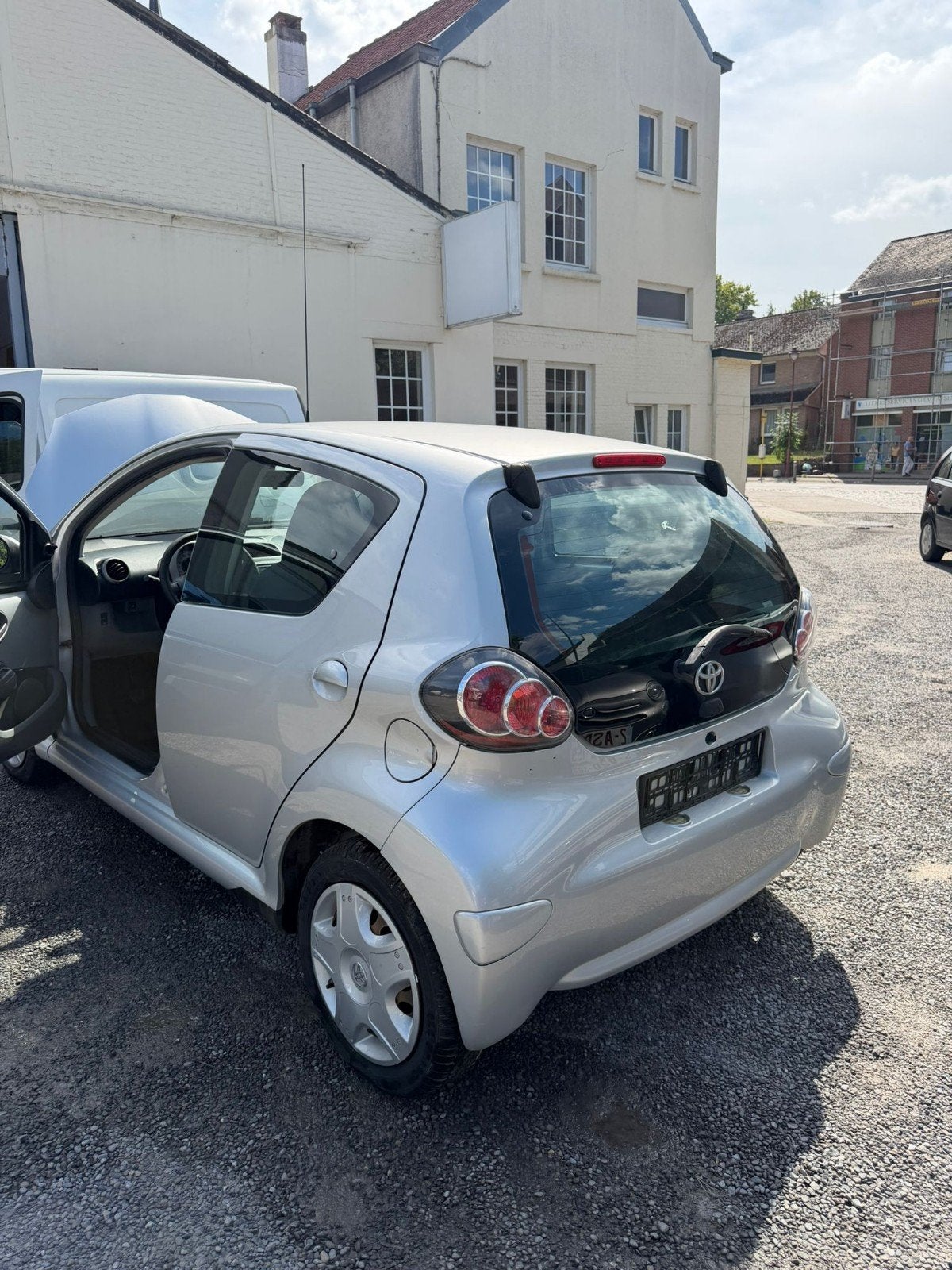 toyota aygo année  2010 essence 1.0  avec 169000 km, Autos, Achat, Particulier, Aygo, Essence