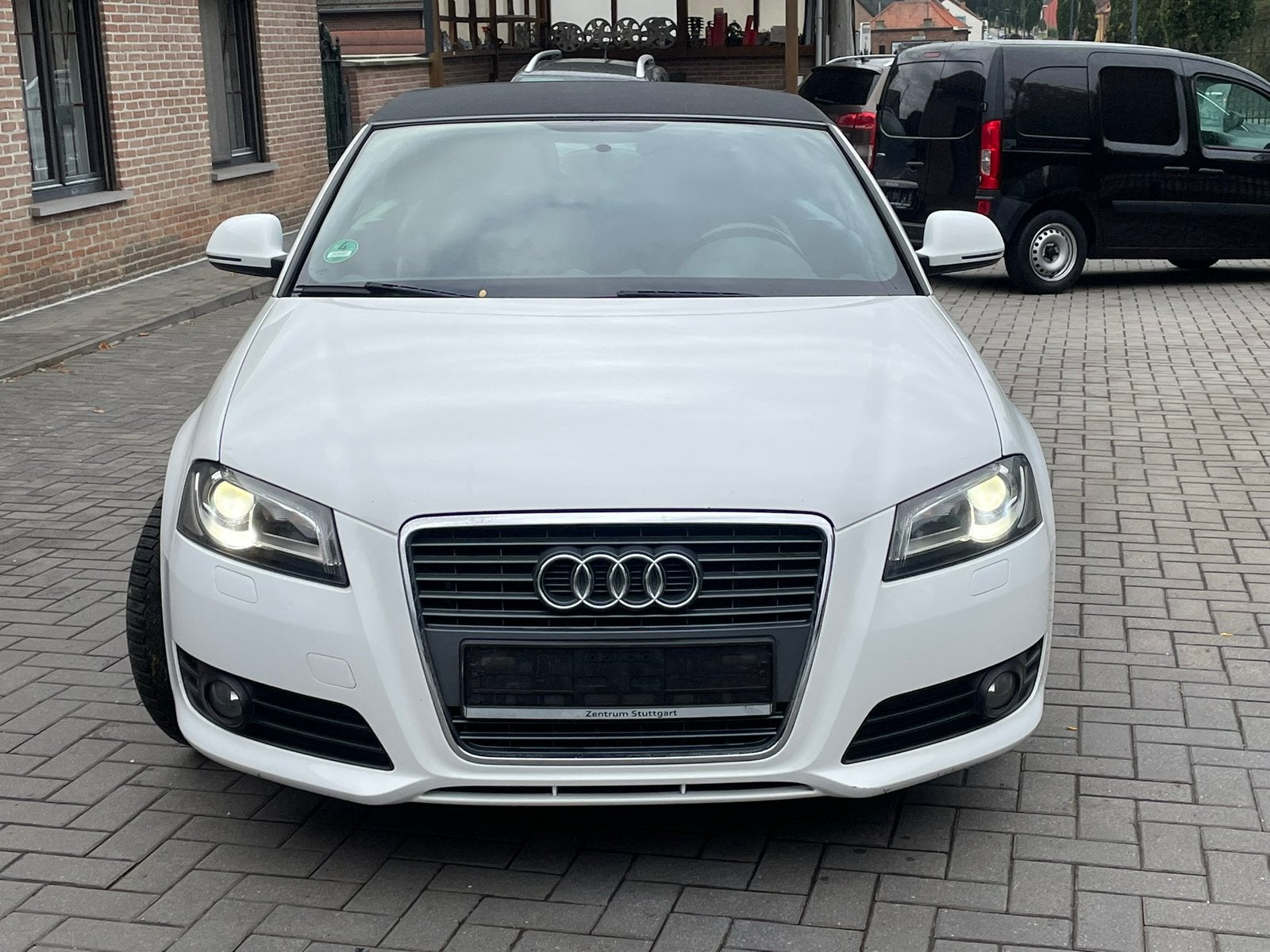 Audi A3 Cabrio 2.0TDI AUTOMAAT DSG!!, Auto's, Euro 5, Zwart, 4 cilinders, Cabriolet