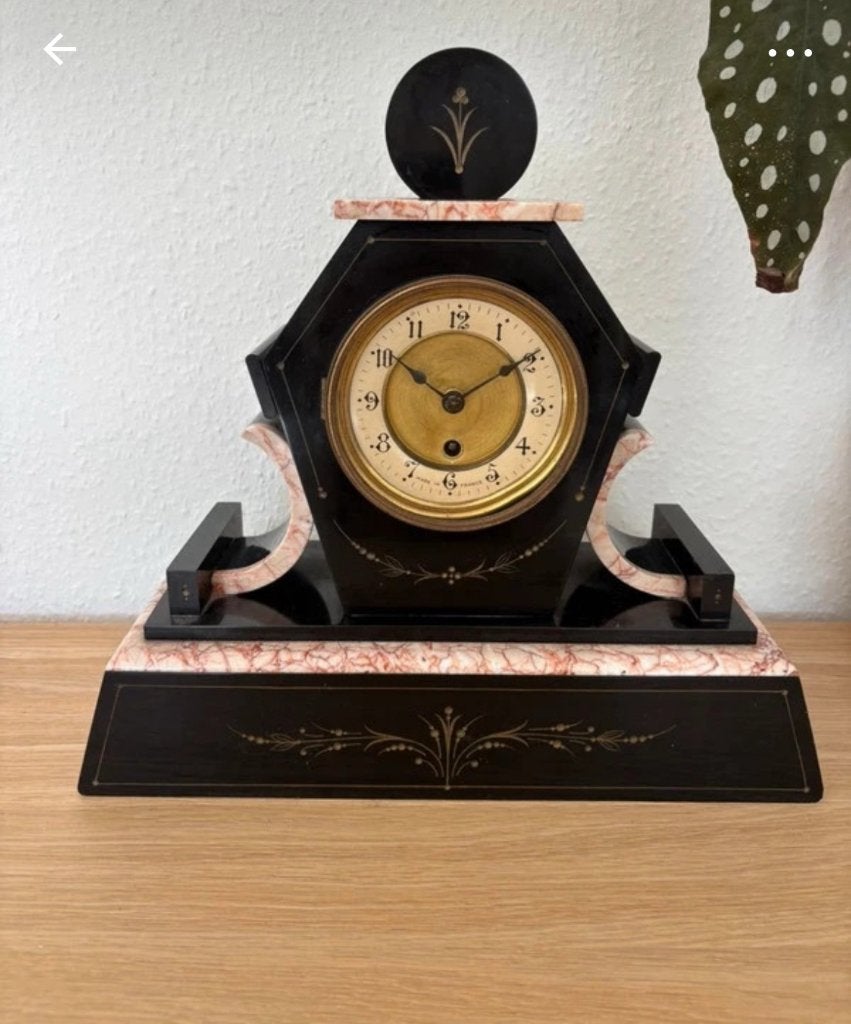 Art deco shouwklok, Enlèvement