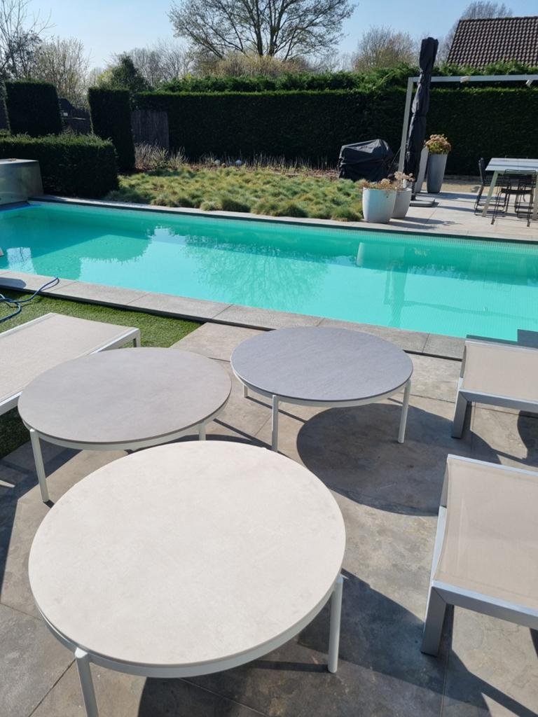 NIEUWE tuintafeltjes Jardinco Volte dia90cm VOLKERAMIEK, Ophalen, Aluminium