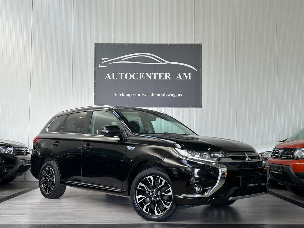 Mitsubishi Outlander 2.0i PLUG IN 4WD Premium 360Cam**ACC**, Autos, Mitsubishi, Cuir, Achat, Outlander, Euro 6