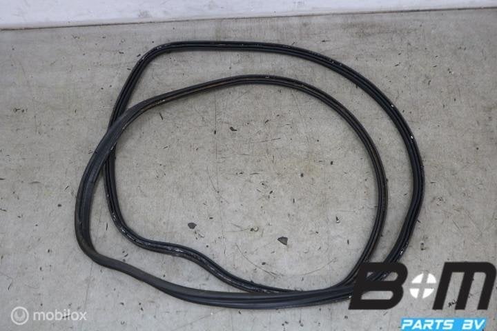 Achterklep rubber VW Lupo GTI 1H0827705A, Gebruikt