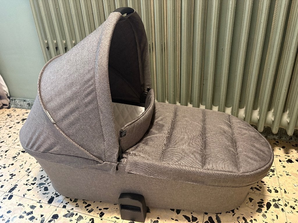 Nacelle pour poussette crios 2.0 Péricles, Enfants & Bébés, Poussettes & Combinaisons, Autres marques, Avec nacelle, Comme neuf