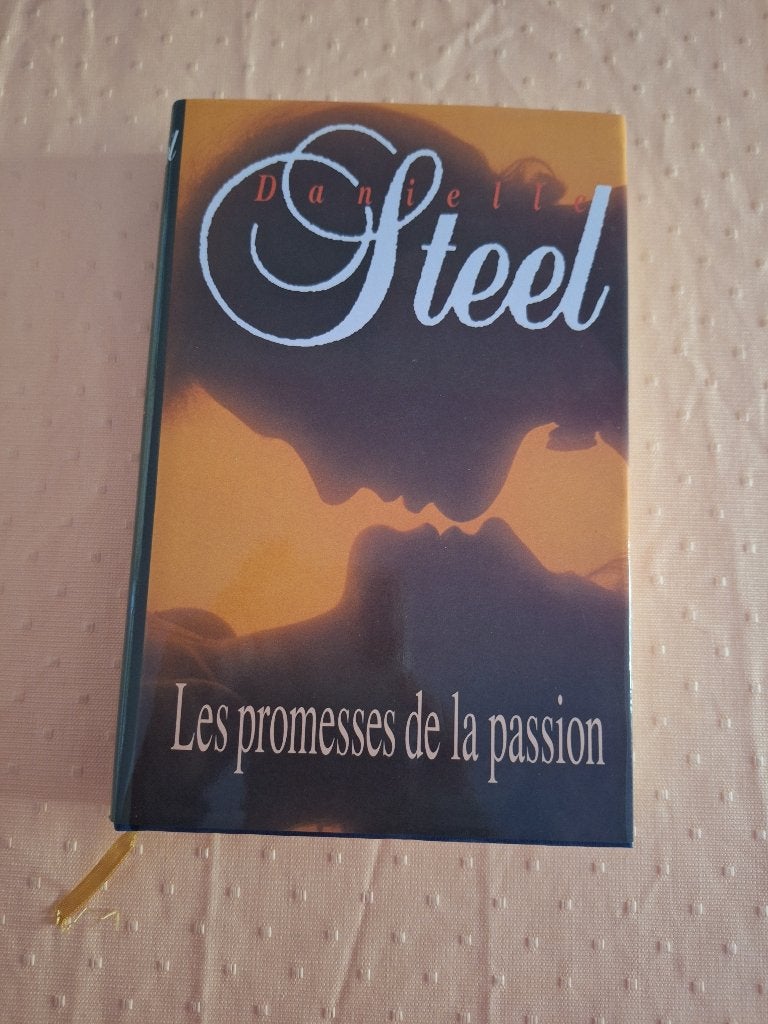 Boek The Promises of Passion van Danielle Steel, Boeken, Ophalen of Verzenden, Zo goed als nieuw