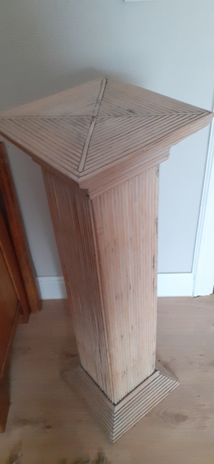 te koop rotan zuil 90 cm hoog, Huis en Inrichting, Ophalen