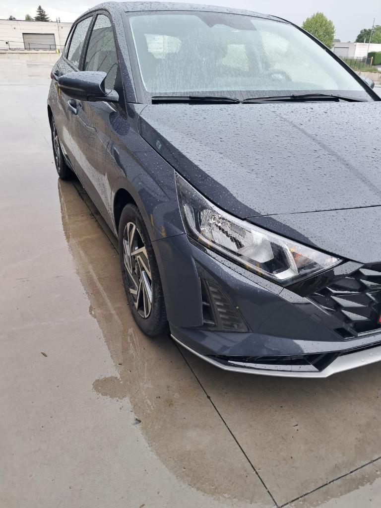 Huyndai i20, Autos, Hyundai, Argent ou Gris, Achat, Euro 6, 1165 kg