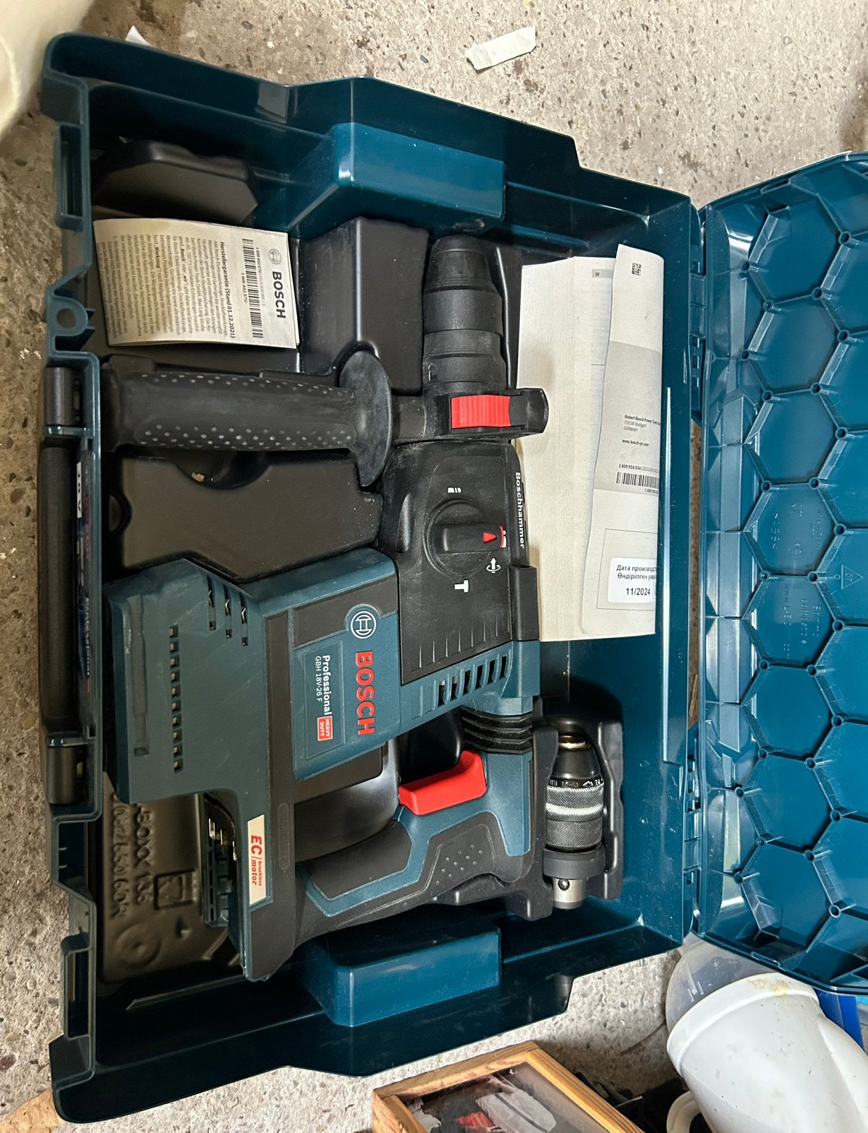 Bosch GBH 18v-26 F, Doe-het-zelf en Bouw, Ophalen, Zo goed als nieuw