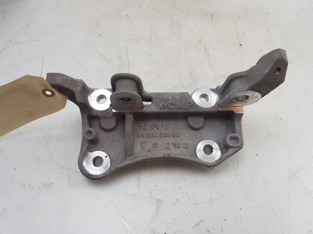 MOTORSTEUN Opel Mokka (01-2020/-) (9826426680), Gebruikt, Opel