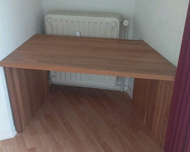 Bureau/planche en bois massif, Bricolage & Construction, Bois & Planches, Enlèvement, Planche