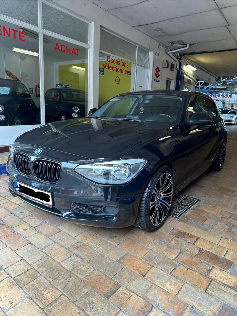 BMW 114i 2013 1.4i 75kw 102 pk 148.000 km CarPlay, Voorwielaandrijving, 1 Reeks, Zwart, 4 cilinders