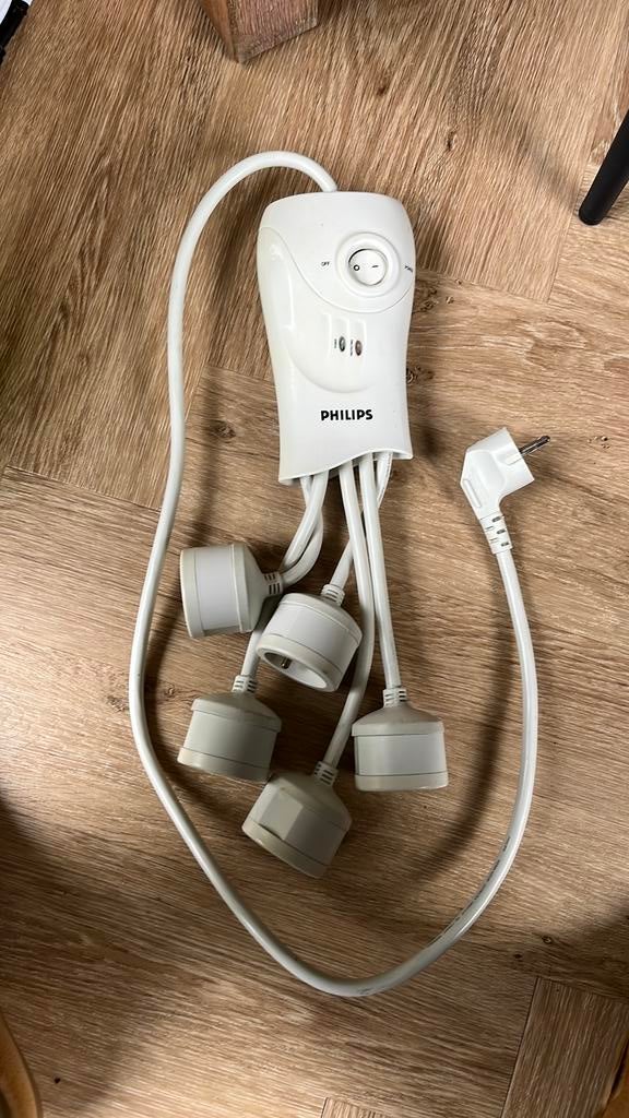 Philips stekkerdoos met 5 uitgangen overspanningsbeveiliging, Ophalen, Zo goed als nieuw