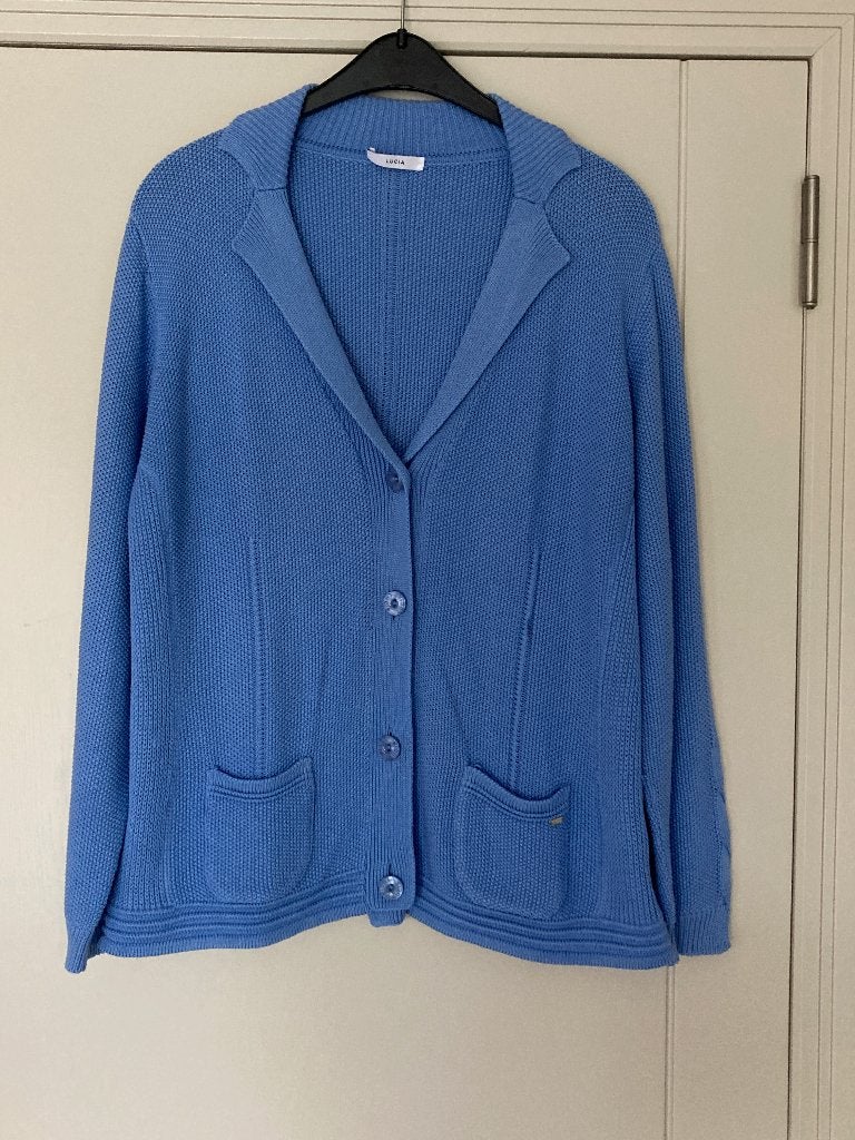 Mooie blauwe damesgilet LUCIA, maat 42. Zeer goede staat, Vêtements | Femmes, Taille 42/44 (L), Enlèvement ou Envoi, Porté, Bleu