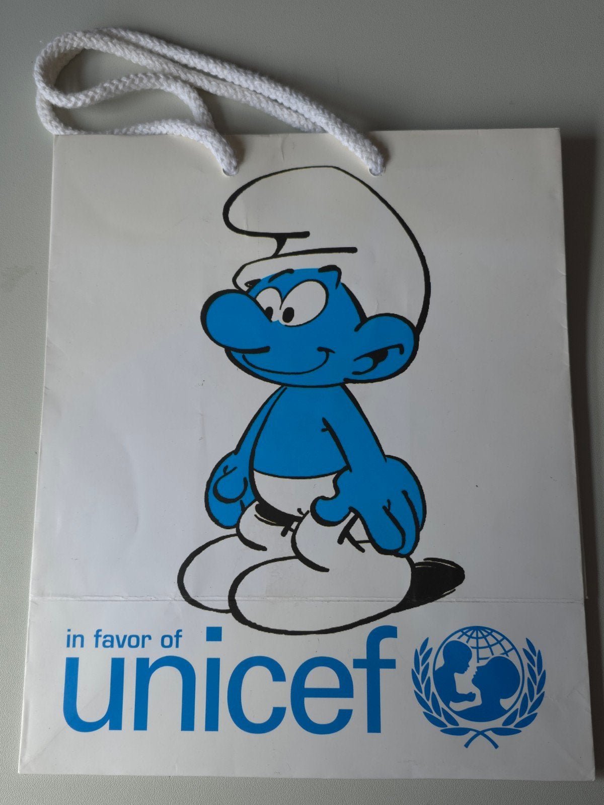 Petit sac en carton Schtroumpf Unicef, Collections, Schtroumpfs, Envoi, Utilisé, Autres Schtroumpfs, Autres types