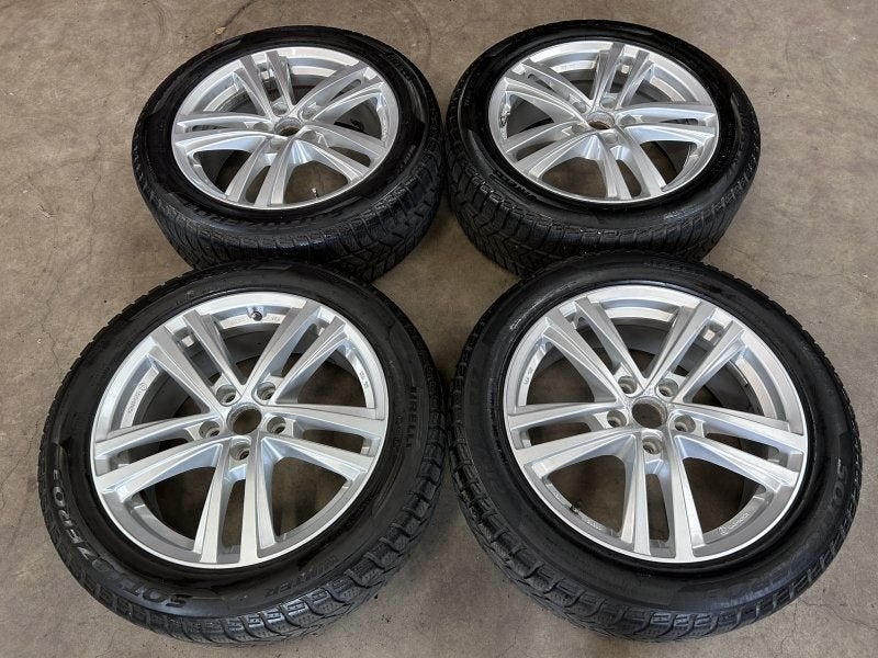 17 inch originele velgen + winterbanden Seat Ateca, Autos : Pièces & Accessoires, Pneus et Jantes, -, 17 pouces, Utilisé