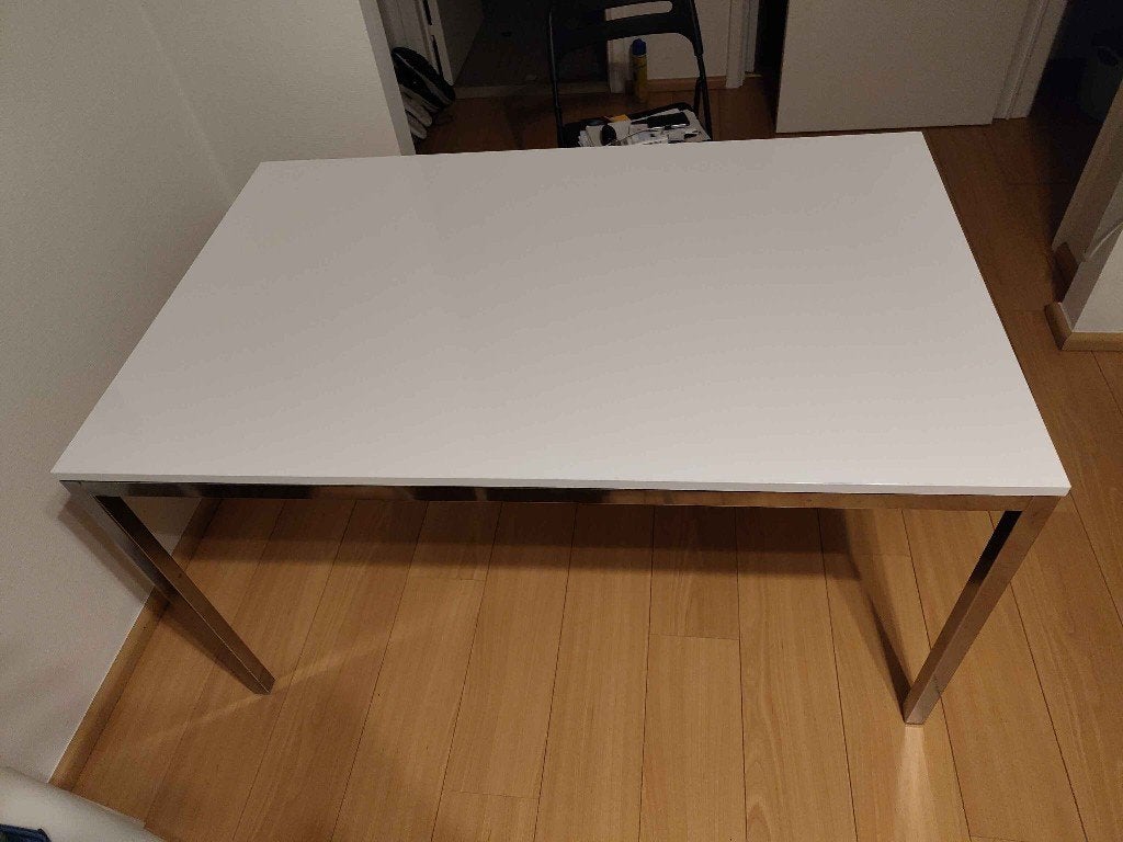 135x85cm White kitchen table, translucent easy-to-clean IKEA, Quatre personnes, 50 à 100 cm, 100 à 150 cm, Enlèvement