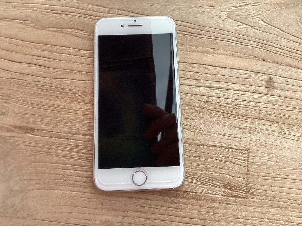 IPHONE 8 64 GB, 75 %, Enlèvement, Utilisé, 64 GB
