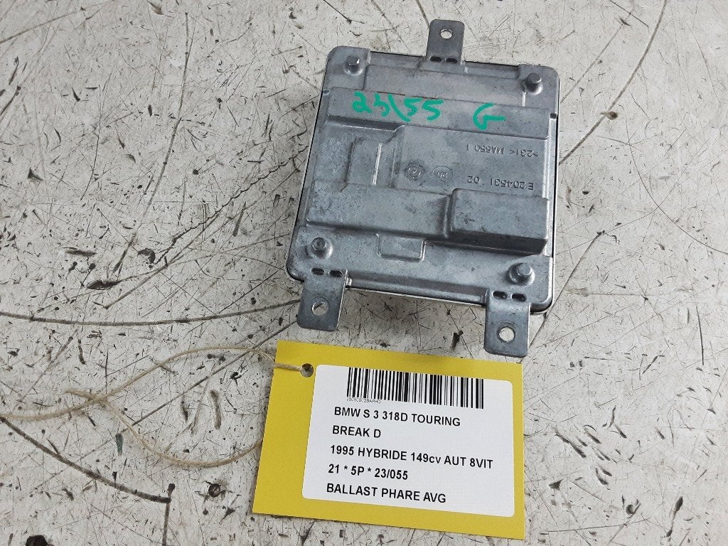 BALLAST DE PHARE XENON GAUCHE BMW 3 serie Touring (G21), Autos : Pièces & Accessoires, Utilisé, BMW, Petuelring 130
80809  München, DE