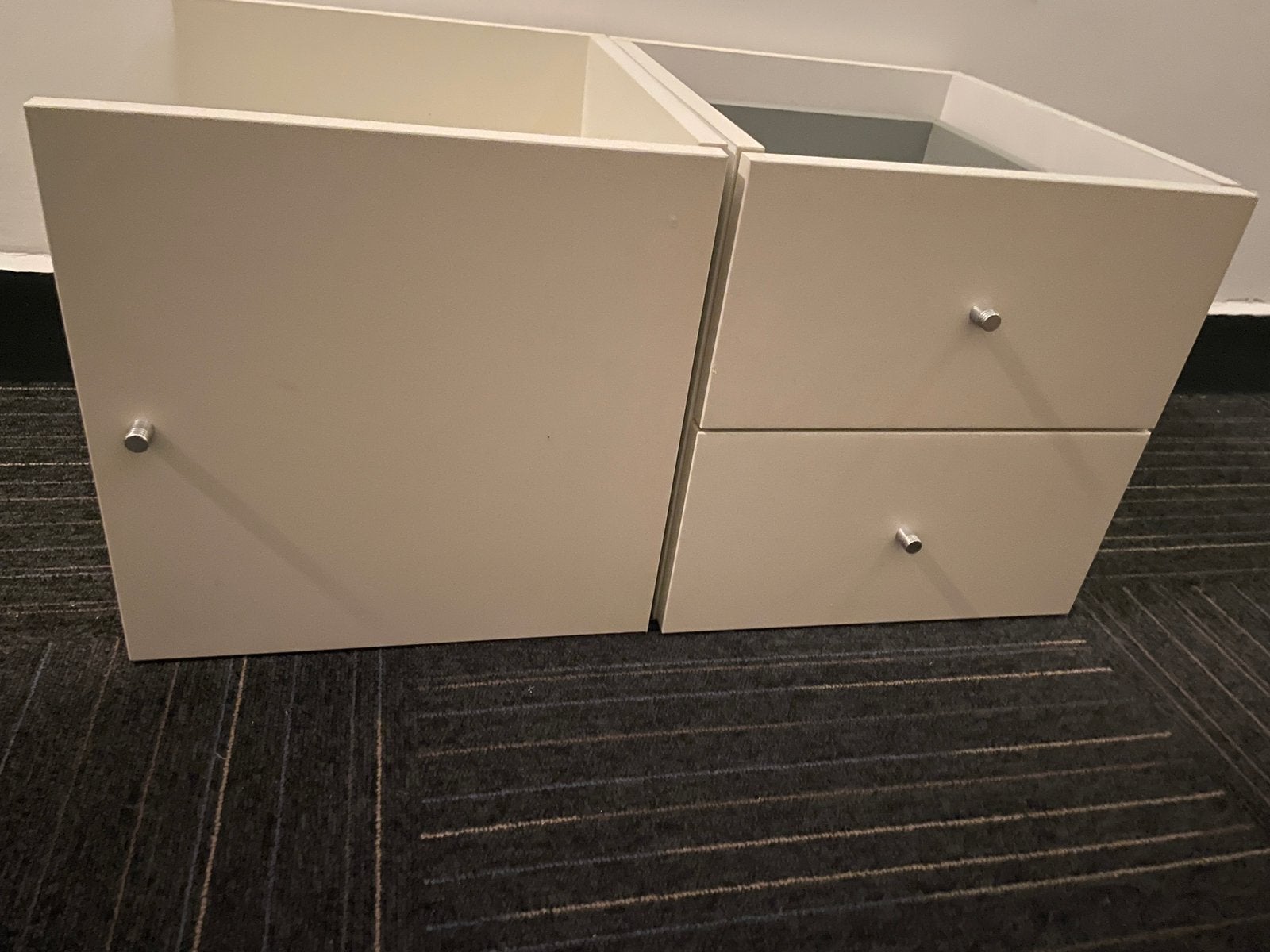 1 bloc porte et 1 bloc tiroirs pour kallax IKEA, Enlèvement, Comme neuf