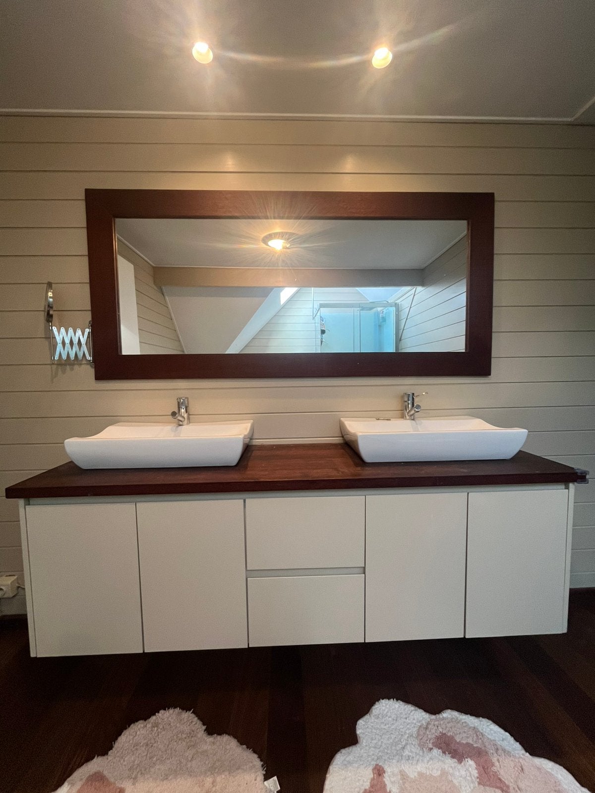 Badkamer meubel met 2 lavabos, Huis en Inrichting, Badkamer | Badkamermeubels, Ophalen, Gebruikt